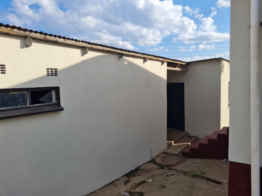2 Bedroom Property for Sale in Mdantsane Nu 14 Eastern Cape